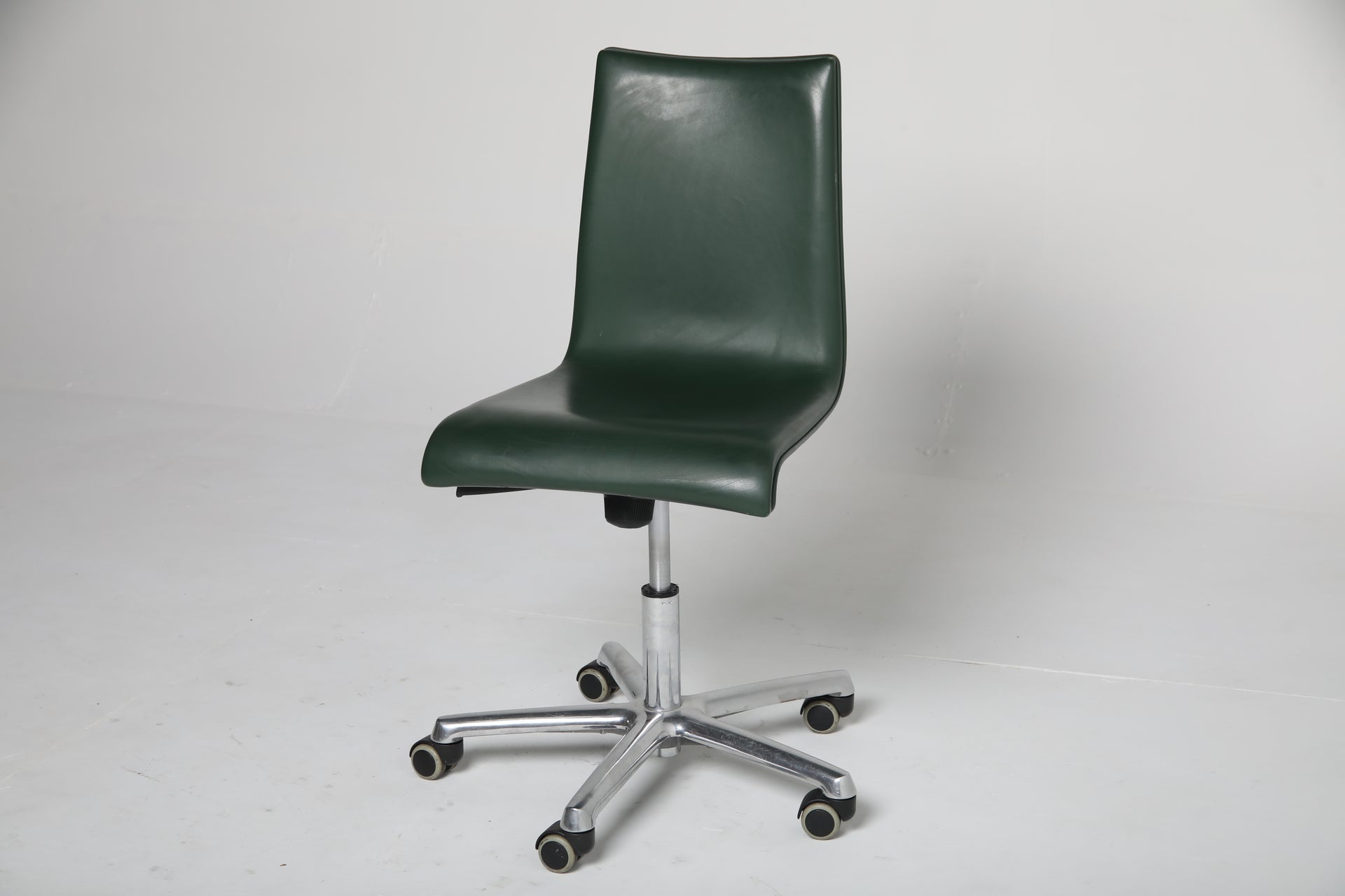 Kontorsstol grönt läder